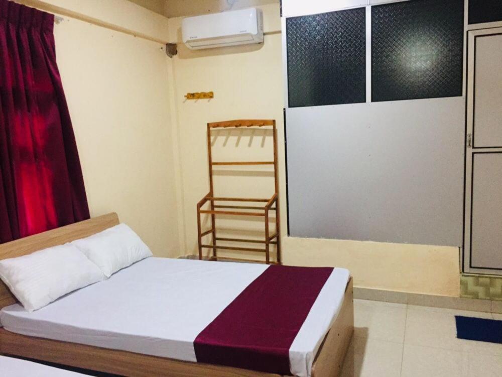 Hotel Hb Budget Rest Jaffna Exterior foto