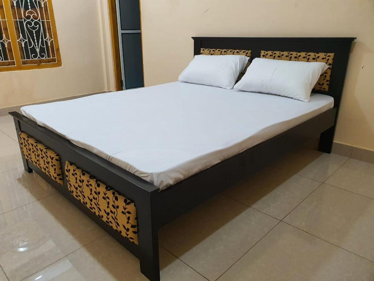 Hotel Hb Budget Rest Jaffna Exterior foto